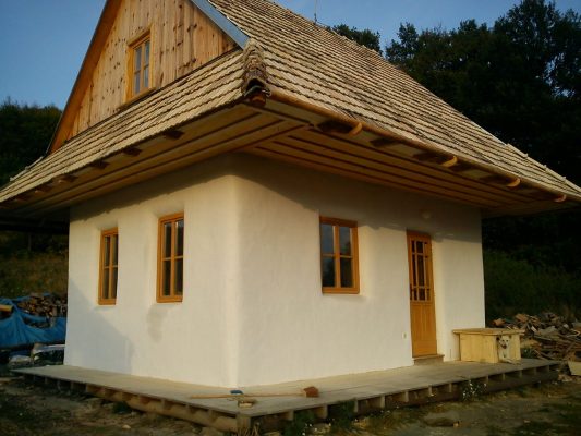 Samonosný domček na Sekieri. FOTO - Archív autora
